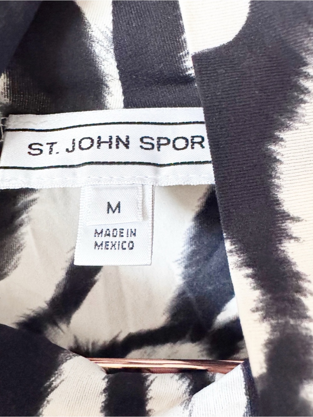 St. John Black & White Zebra-Print Mock Neck Top - Picture 4 of 9